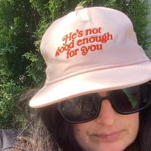📌 NWOT Urban Outfitters Embroidered Statement “ He’s Not good EnBaseball Cap -